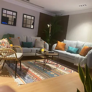 https://shkh-rakih-btsmim-fndki.hotelsriyadh.net