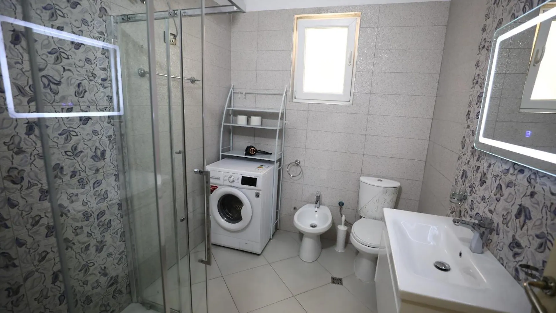شقة Tirana Sunny Bliss Villa