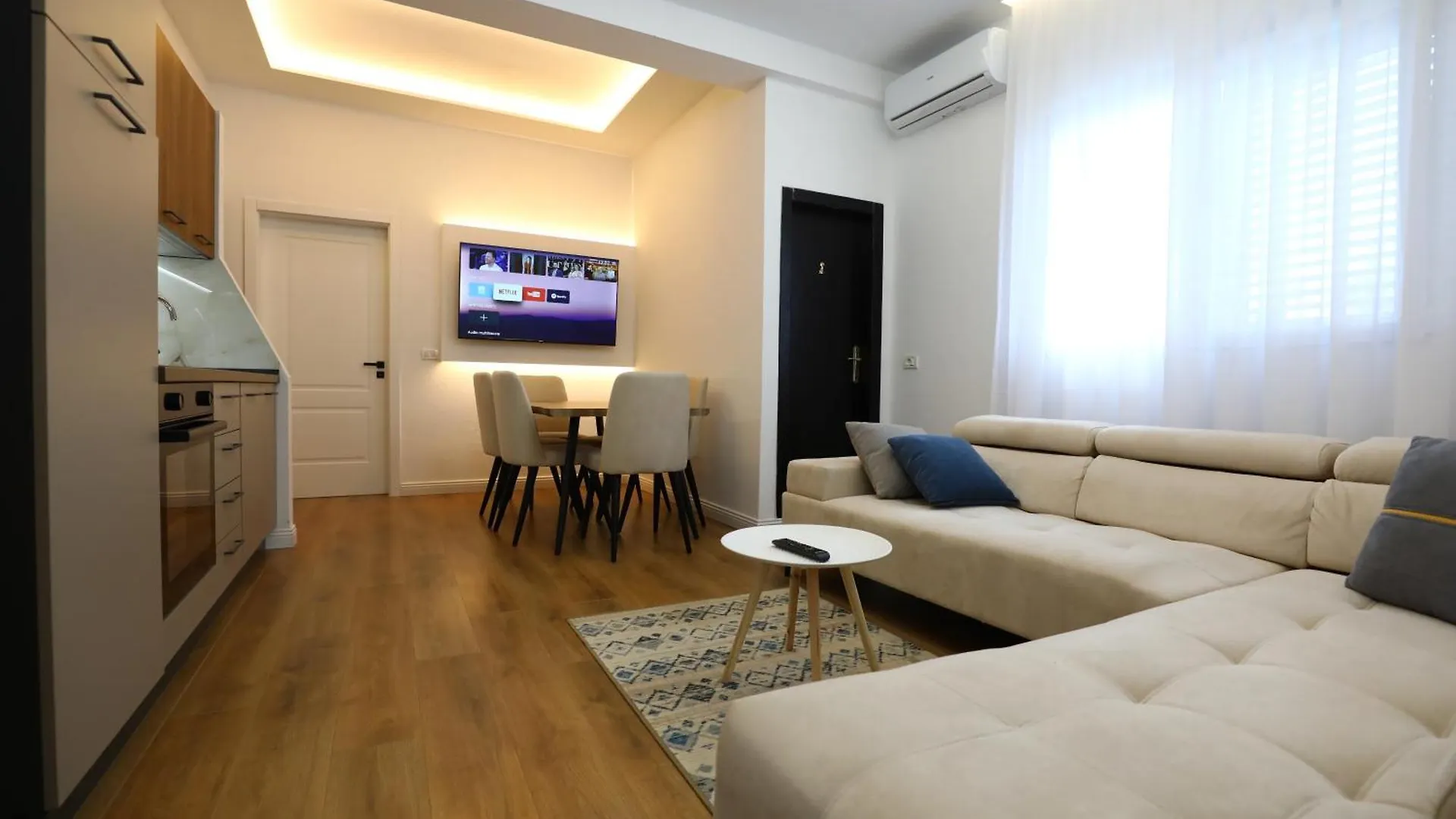 شقة Tirana Sunny Bliss Villa