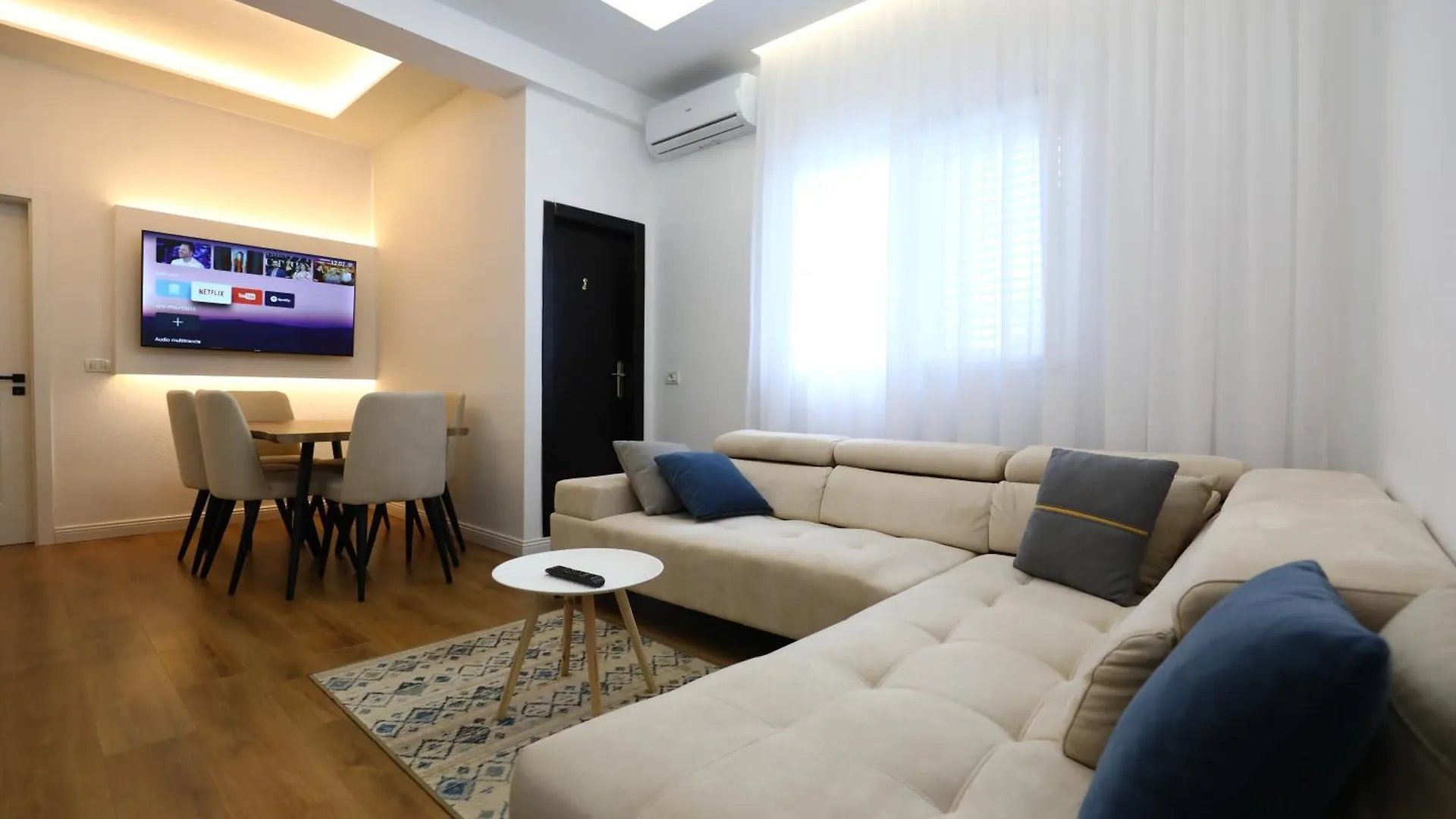 شقة Tirana Sunny Bliss Villa