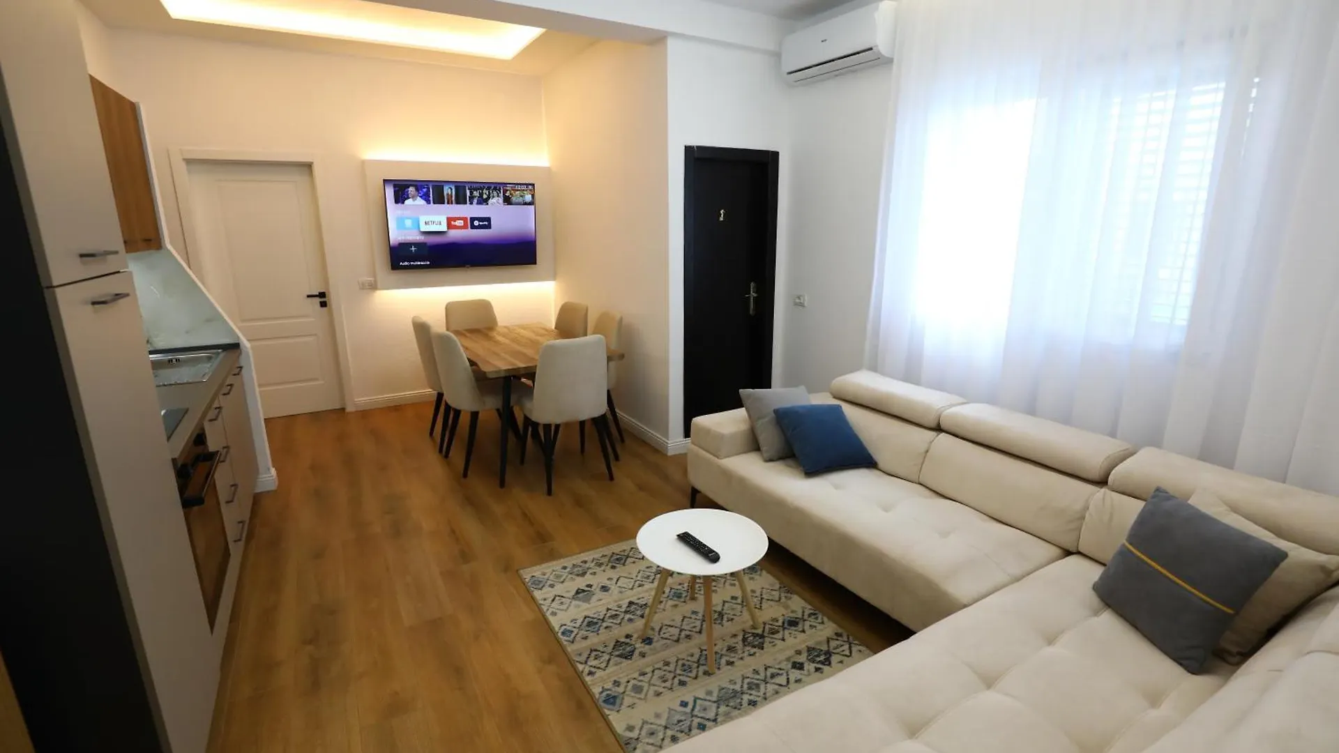 شقة Tirana Sunny Bliss Villa